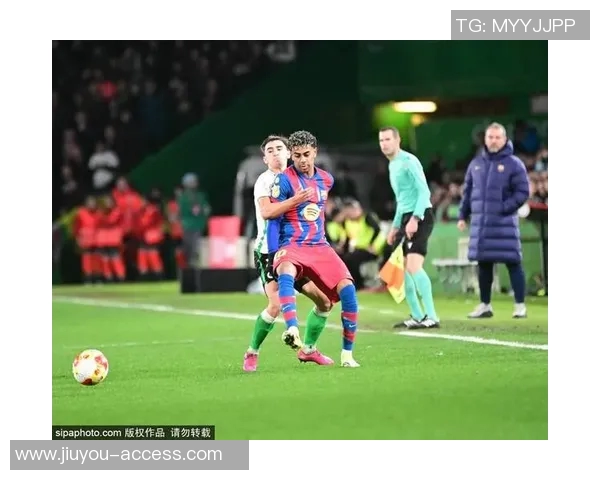 德甲精彩对决波尔图与巴萨战成平局神扑瞬间引发全场热议