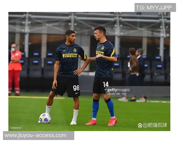 欧冠经典对决AC米兰逆袭国米上演惊天大逆转全场沸腾